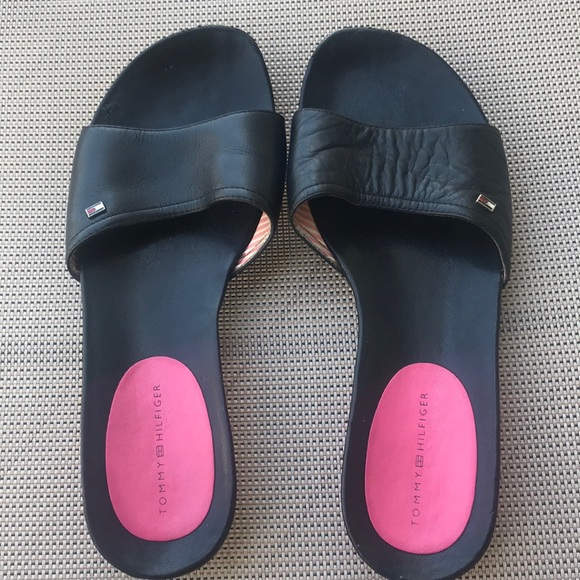Tommy Hilfiger Shoes - Tommy Hilfiger Black slides